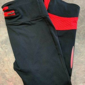 Under Armour Womens 4 Capri Leggings Activewear Yoga Pants Black Pink